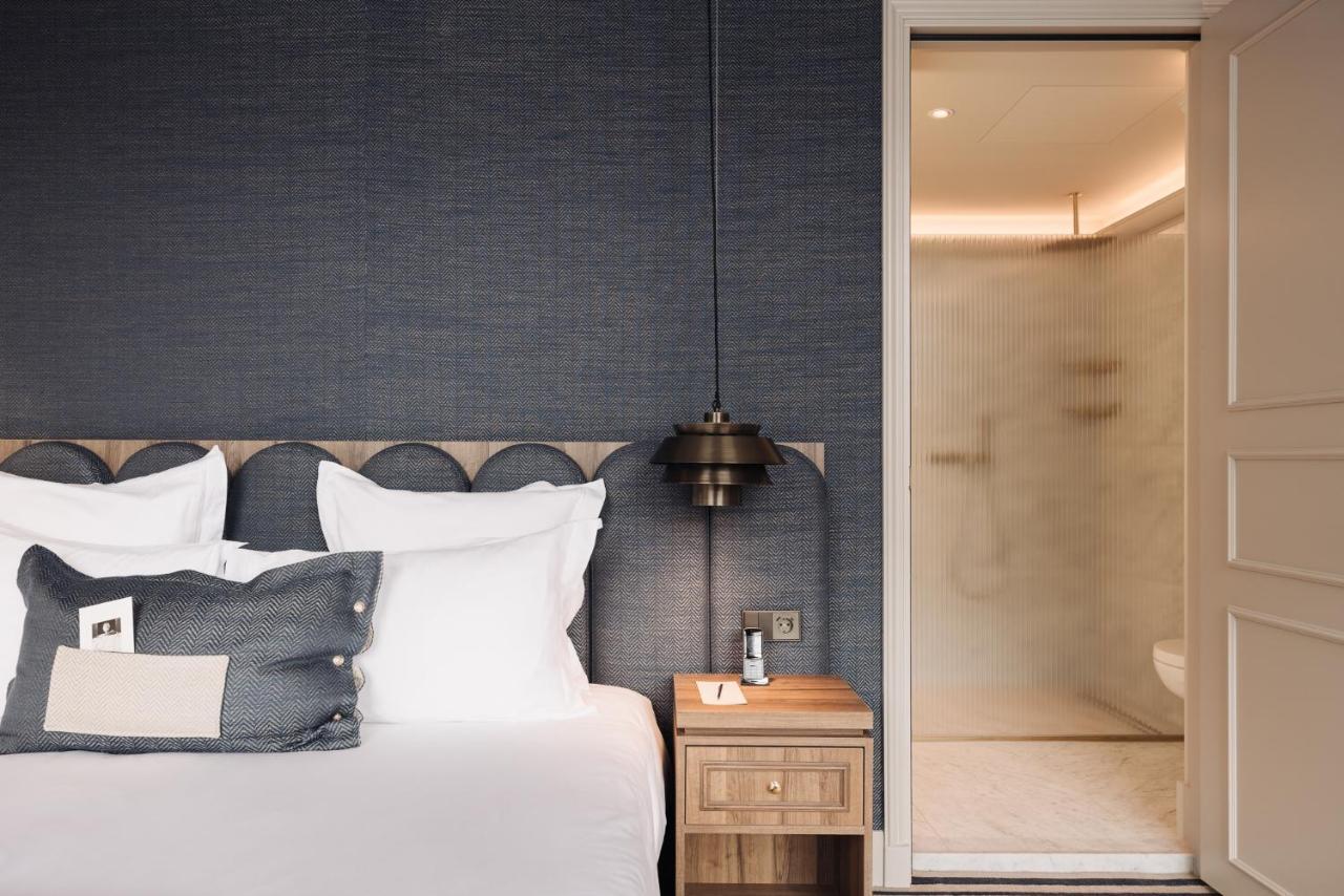 Hotel 717 อัมสเตอร์ดัม ภายนอก รูปภาพ A bedroom at the hotel